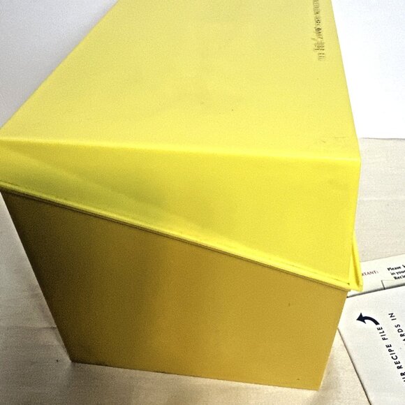 Vintage 1971 Betty Crocker Cooking Recipe Card Library Yellow Box Organizer Bake - Picture 5 of 7